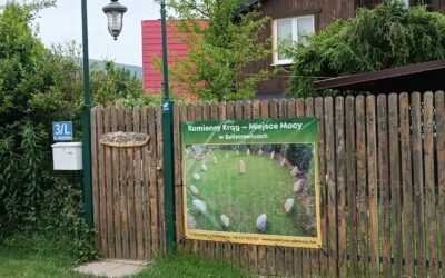 ODWIEDZINY W KAMIENNYM KRĘGU W SULISTROWICACH