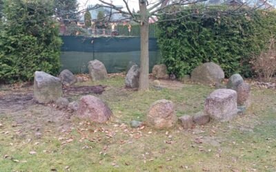 Kamienny krąg k. Serocka i jego sanacja